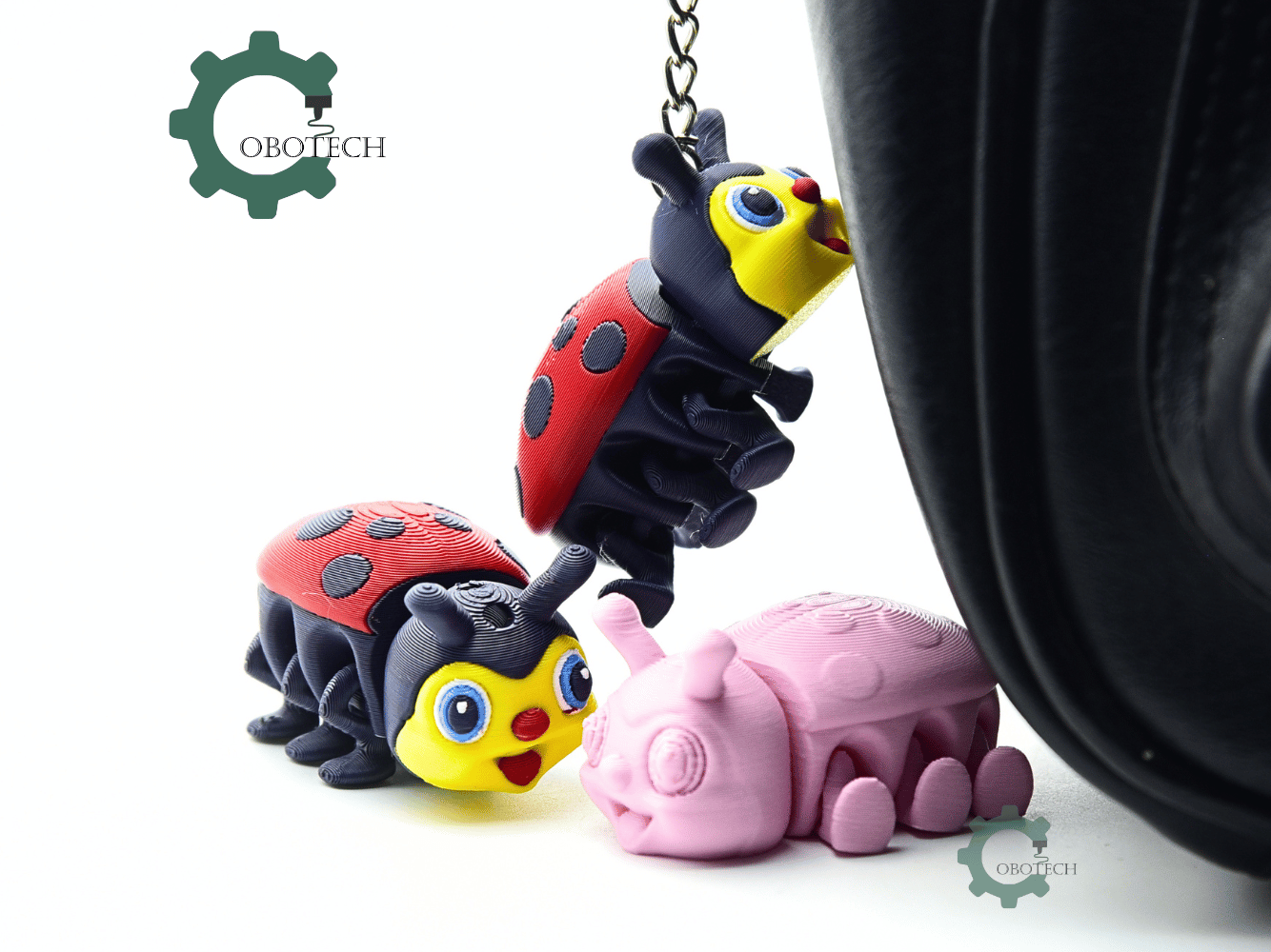 Cobotech-Playful Ladybug Buddy Articulated Keychain_04.png