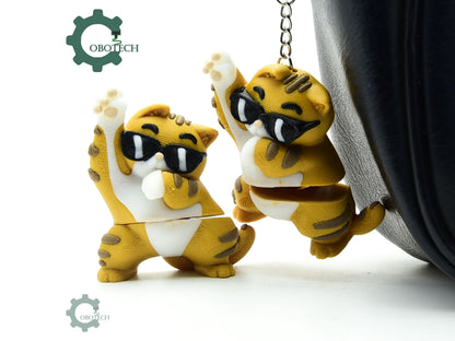 Cobotech-Cool Cat Buddy for Cat Lovers Articulated Keychain_04.jpg