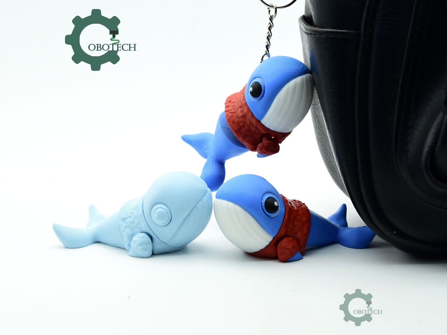 Cobotech-Cozy Sea Whale Articulated Keychain_03.jpg