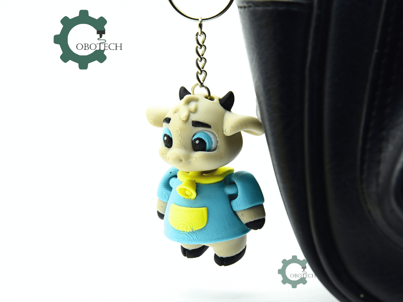 Cobotech-Chubby Bell Cow Articulated Keychain_06.png