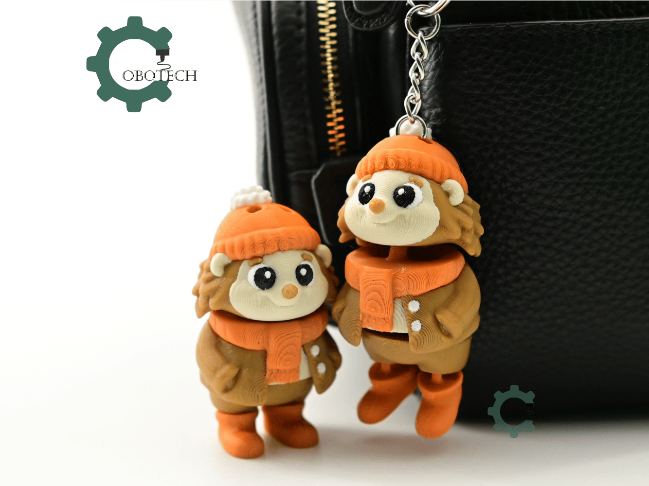 Cobotech-Cozy Autumn Hedgehog Articulated Keychain_05.png