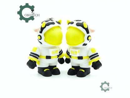 Cobotech-Astronaut Cow Articulated Keychain_09.png