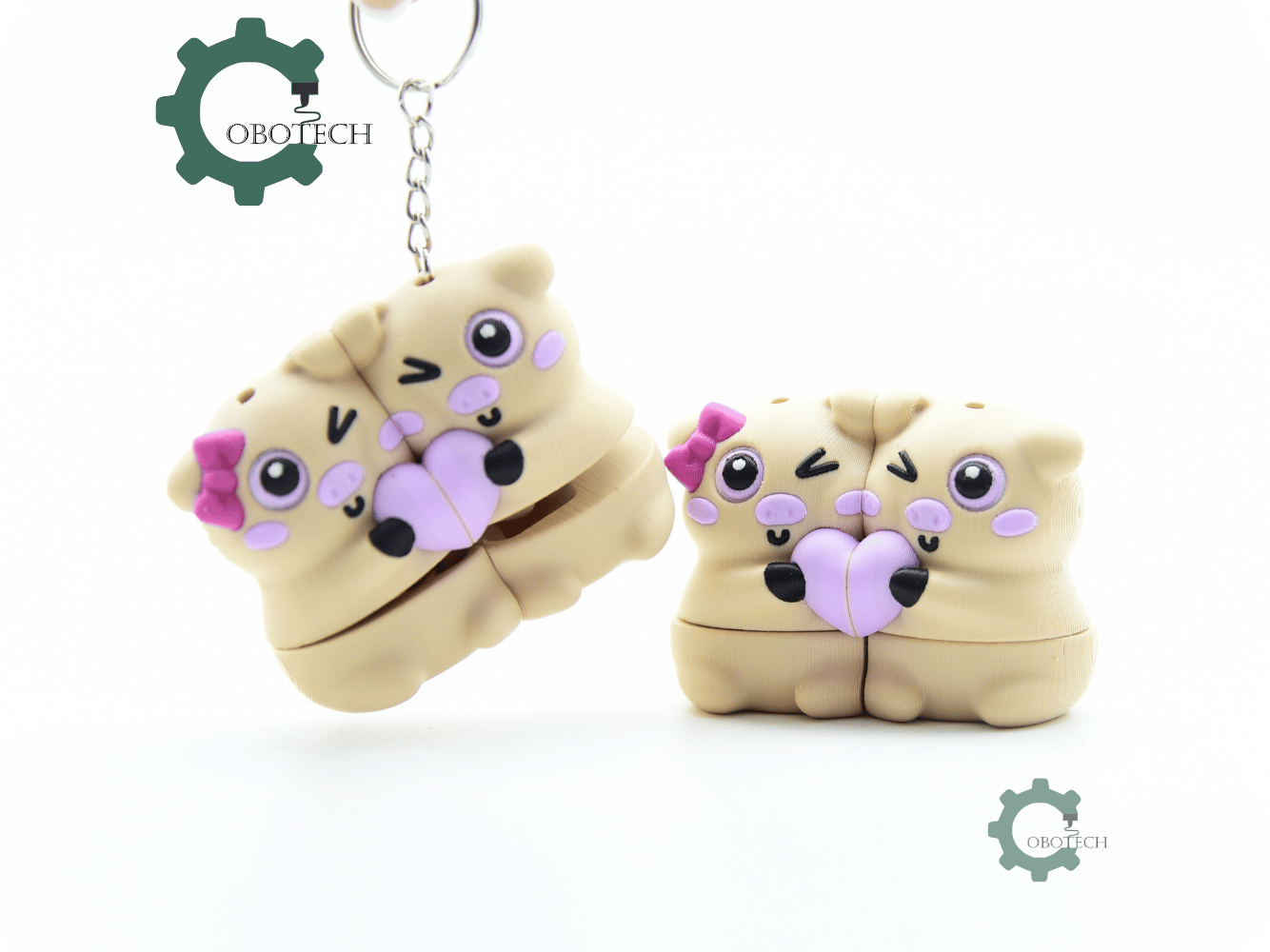 Cobotech-Cute Piggy Couple Magnet Articulated Keychain_01.png