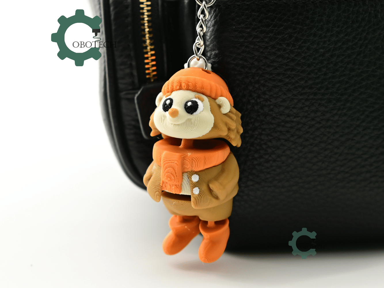 Cobotech-Cozy Autumn Hedgehog Articulated Keychain_06.png
