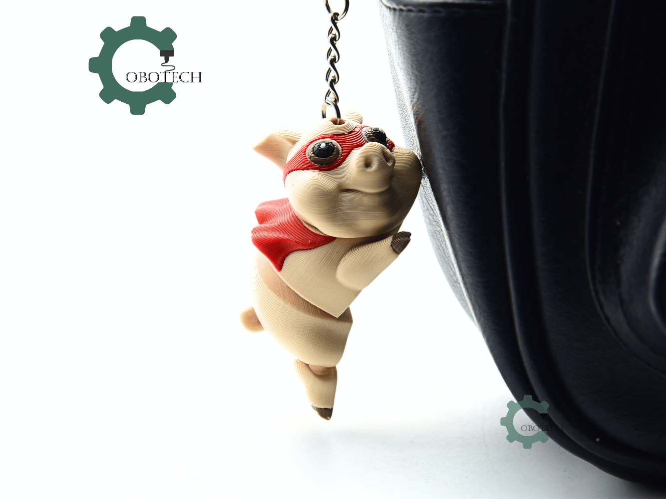 Cobotech-Playful Superhero Pig Articulated Keychain_06.png