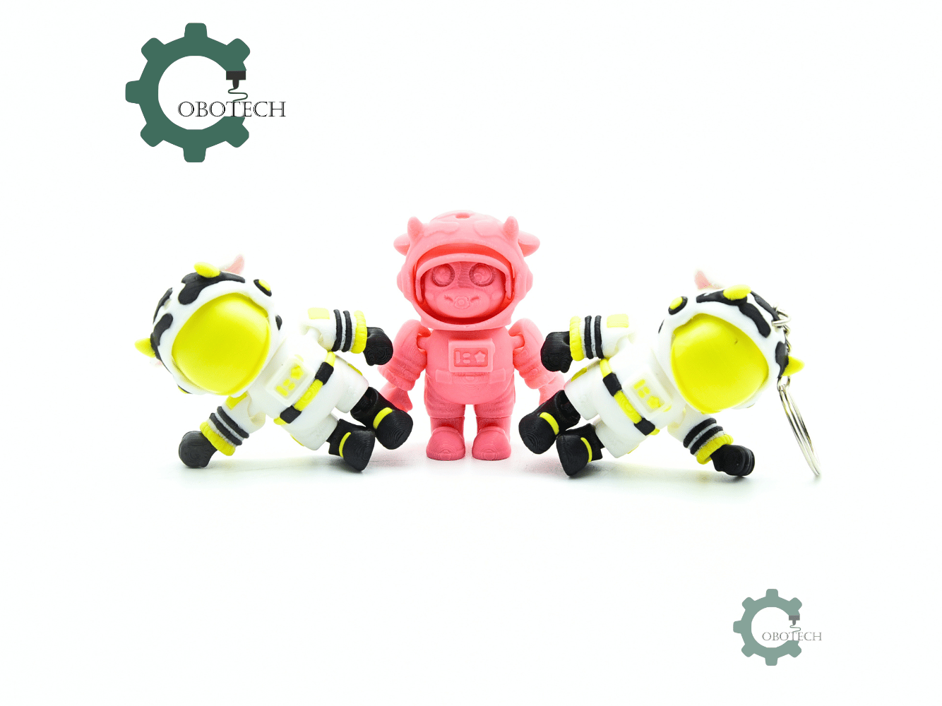 Cobotech-Astronaut Cow Articulated Keychain_07.png