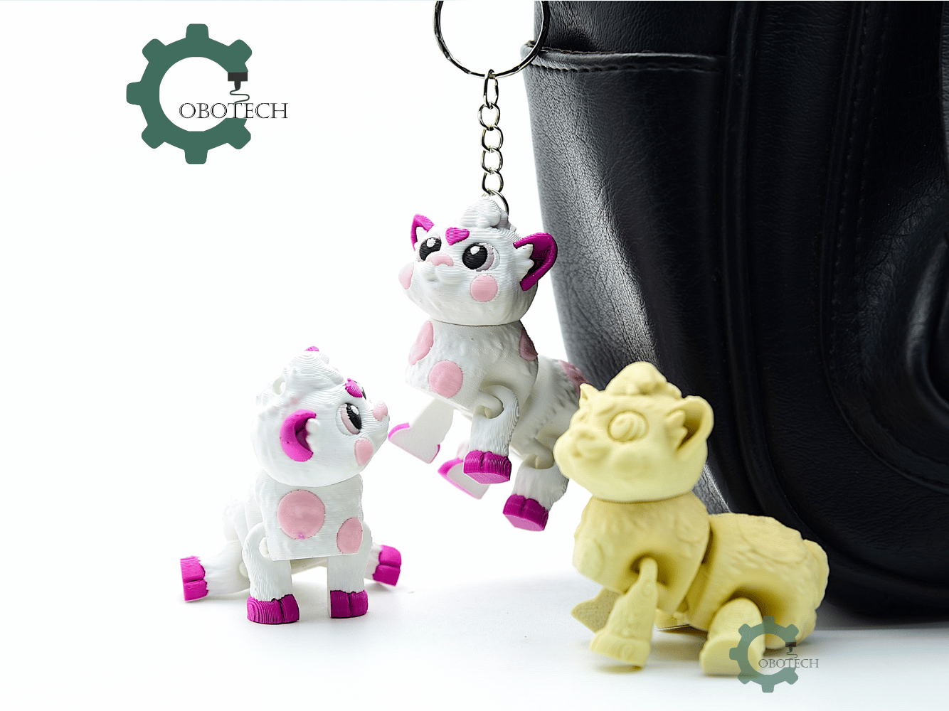 Cobotech-Cute Cow for Animal Lovers Articulated Keychain_04.png