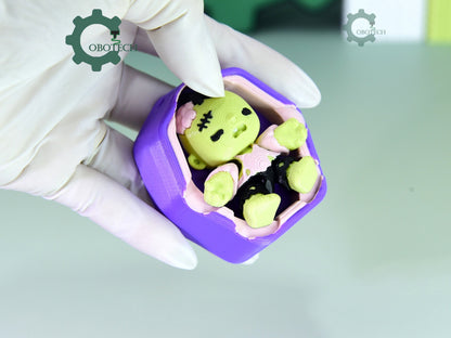 Cobotech-Coffin Zombie Flexi Clicker Keychain_02.jpg