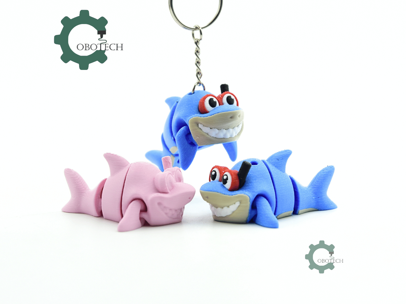 Cobotech-Playful Shark Diver Articulated Keychain_07.png