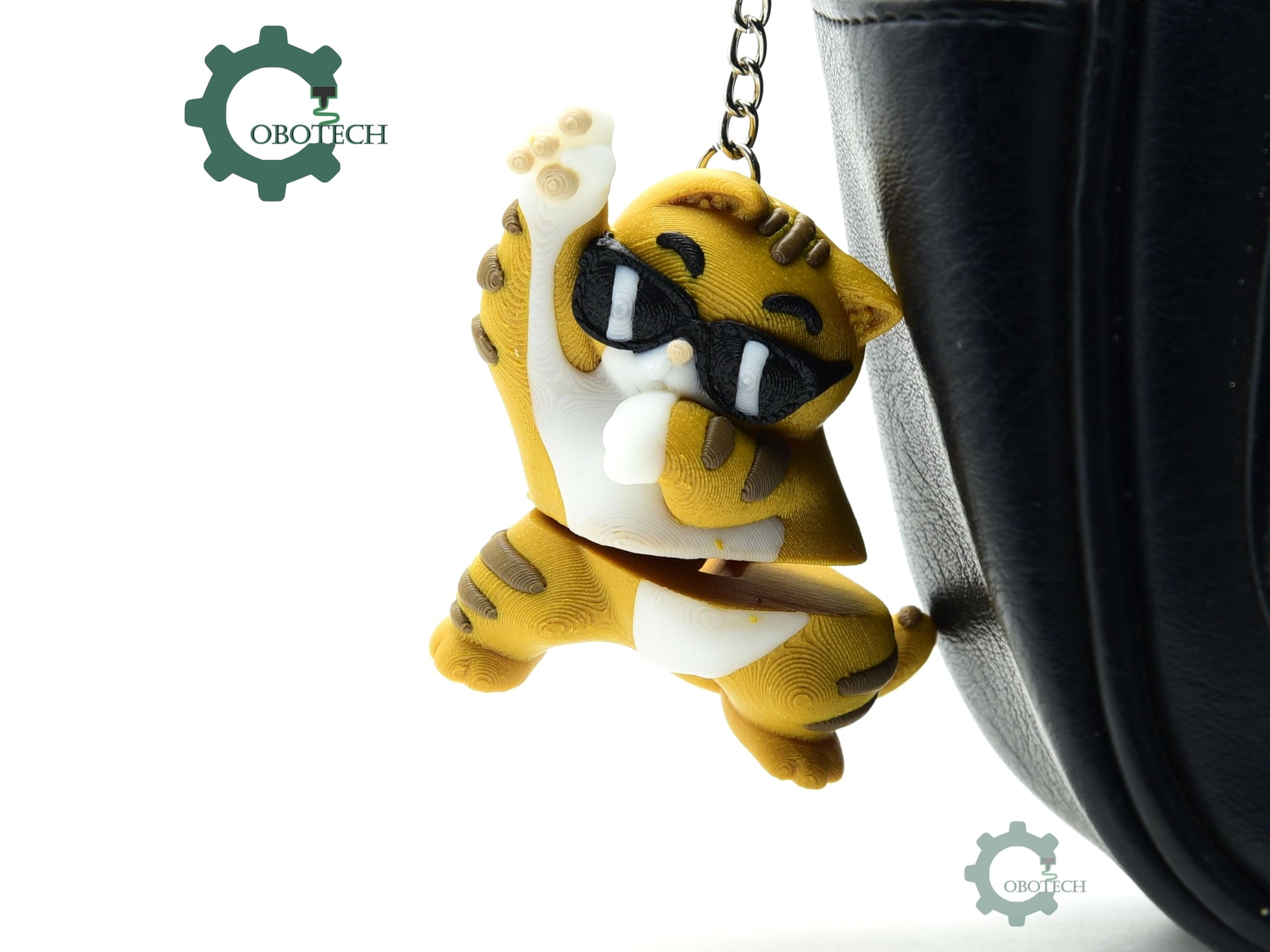 Cobotech-Cool Cat Buddy for Cat Lovers Articulated Keychain_05.jpg