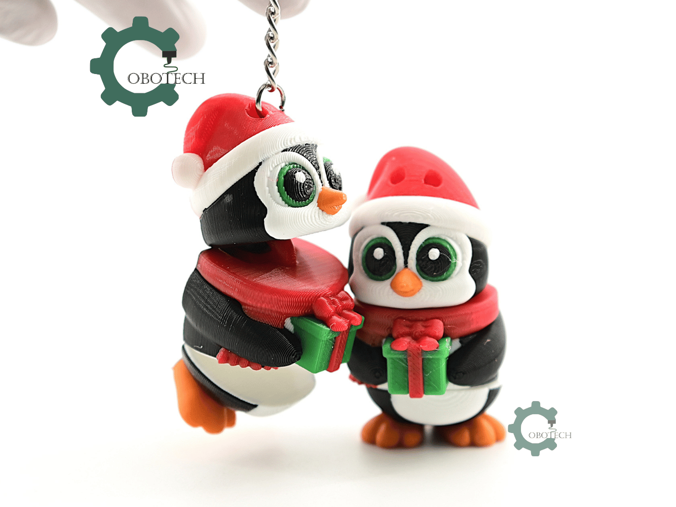 Cobotech-Christmas Penguin Articulated Keychain_01.png