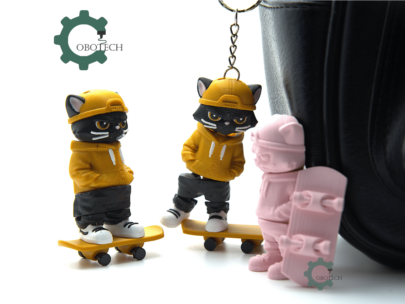 Cobotech-Skateboarding Cat Articulated Keychain_04.png