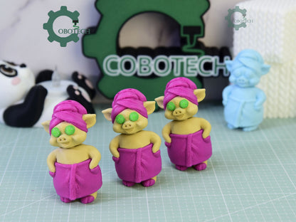Cobotech-Spa Piggy Articulated Keychain_04.jpg