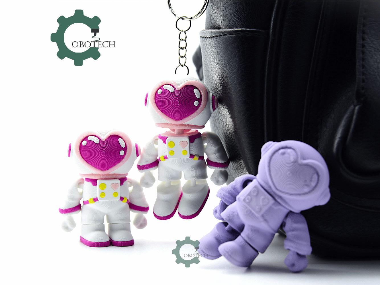 Cobotech-Valentine Love Astronaut Articulated Keychain_04.png